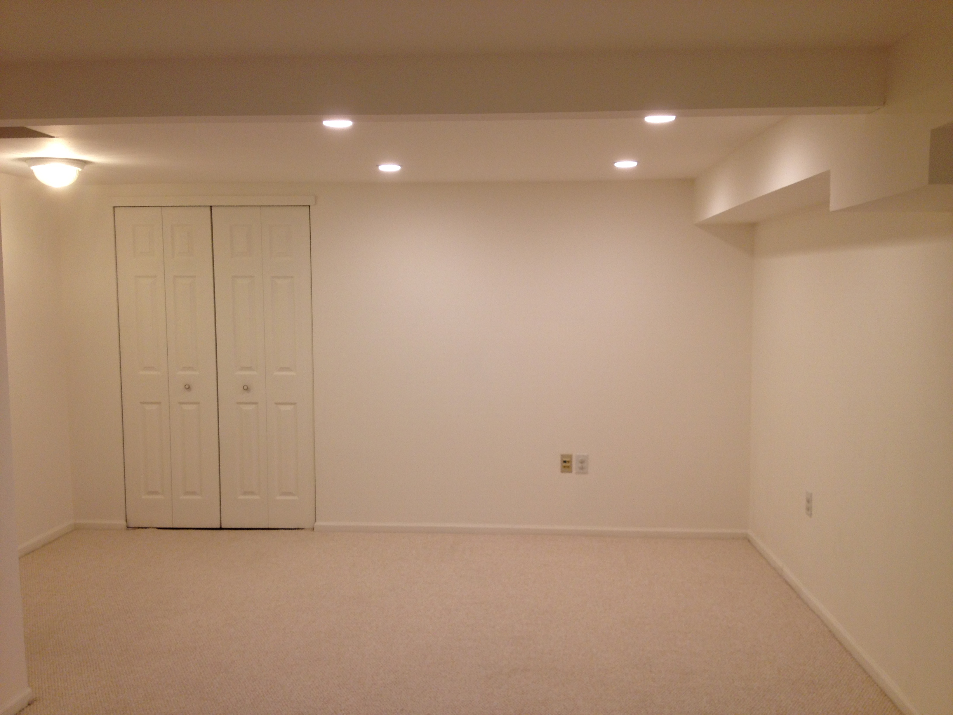 ../../images/listings/081626_1786841924_1472_Garnet_Finished_Basement.JPG
