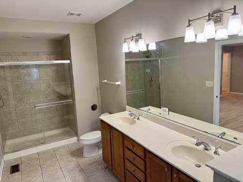 ../../images/listings/081925_1755573603_7Sumu_1374Scarboro.jpg