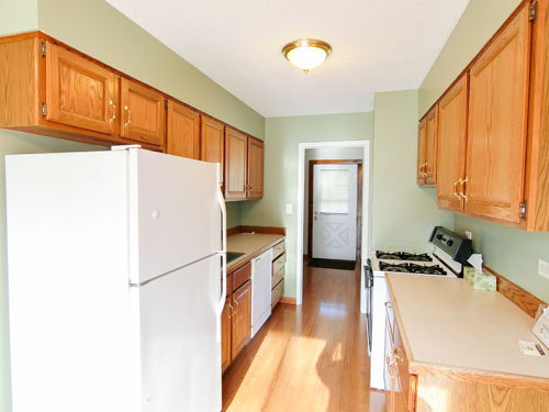 ../../images/listings/5Sumutoko517Hingham-19.jpg